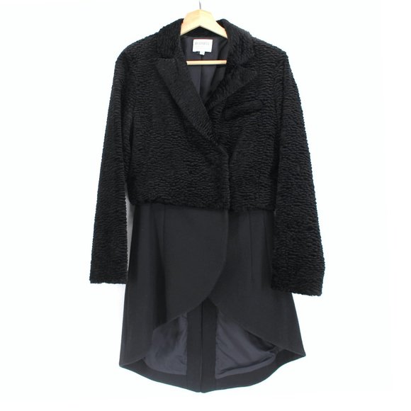 Black Tailored Blazer with Classic Collar - Picture 5 of 11